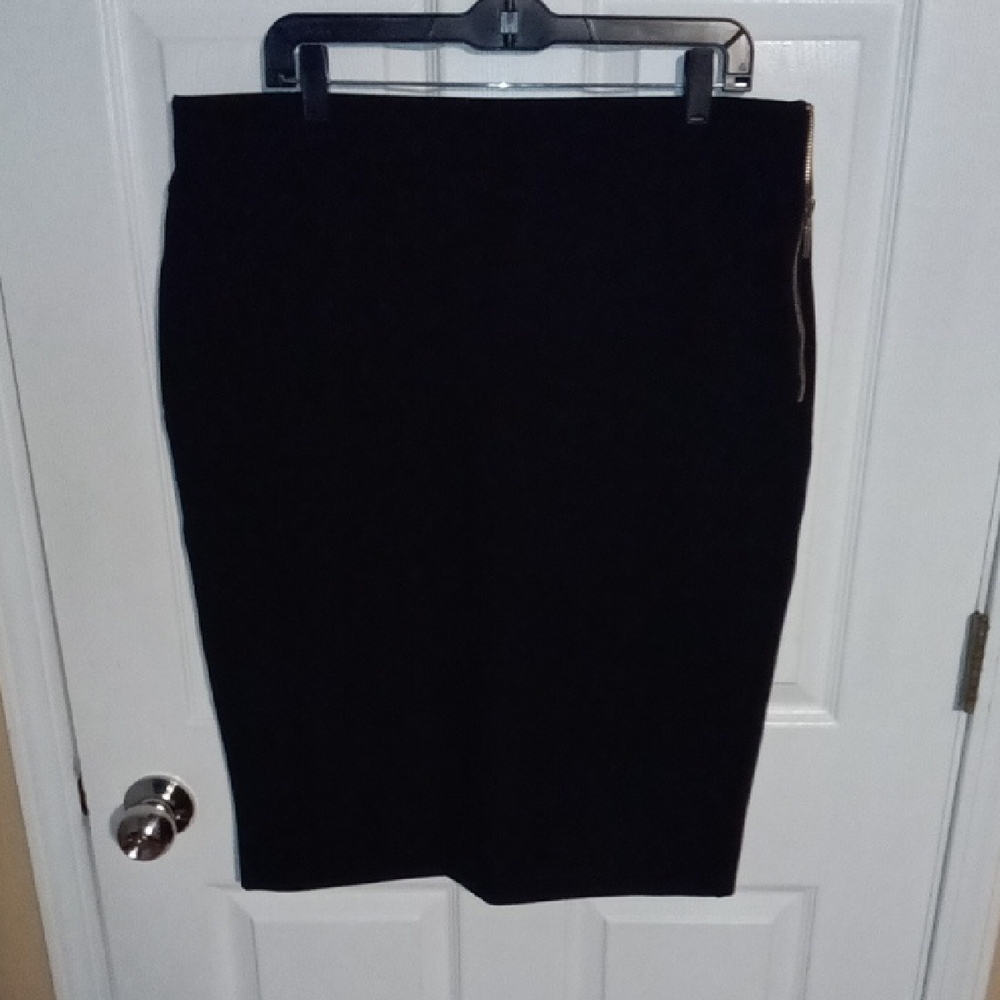 INC International Concepts Elegant Black Pencil Skirt